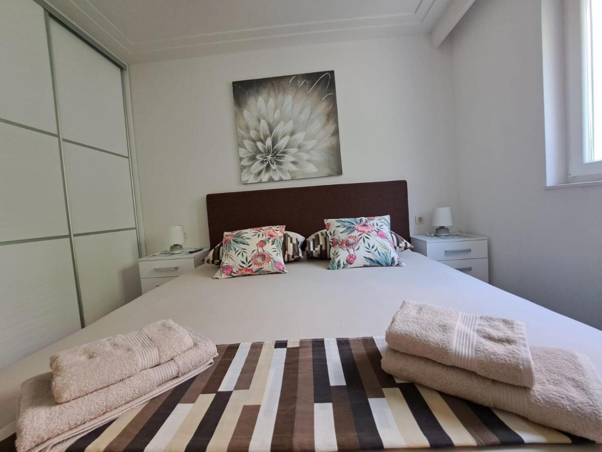 "Modern Apartment Matutu" - Parking Is In The Garage Makarska Extérieur photo