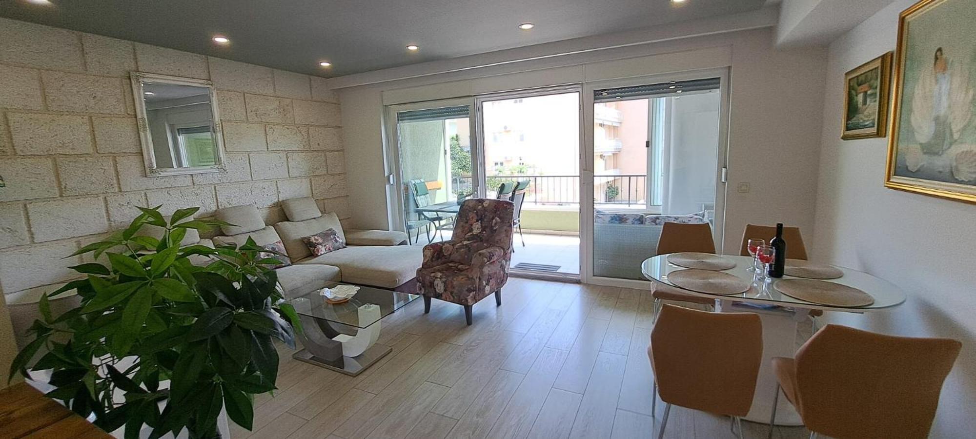 "Modern Apartment Matutu" - Parking Is In The Garage Makarska Extérieur photo